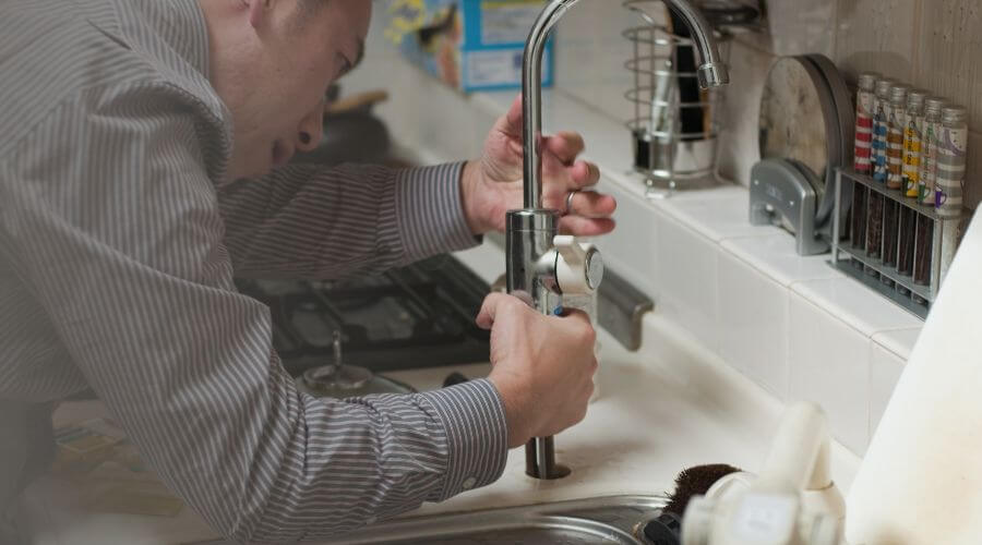 Professional emergency plumbing in Lampe, MO